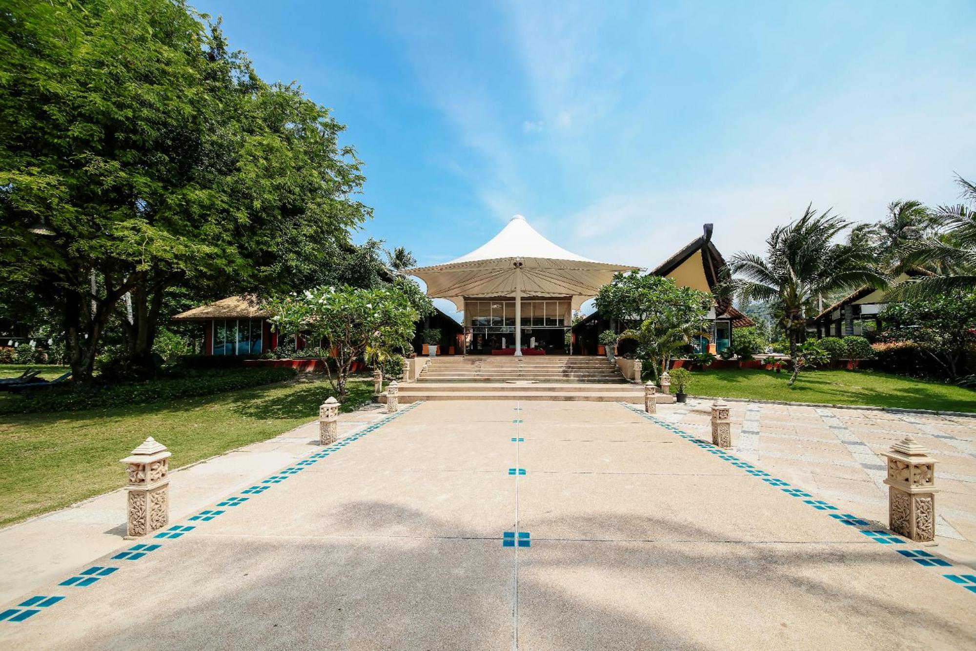 Blue Bay Resort - Access To Pool And Beach-Phuket & Krabi Ko Yao Eksteriør bilde The main entrance of the resort