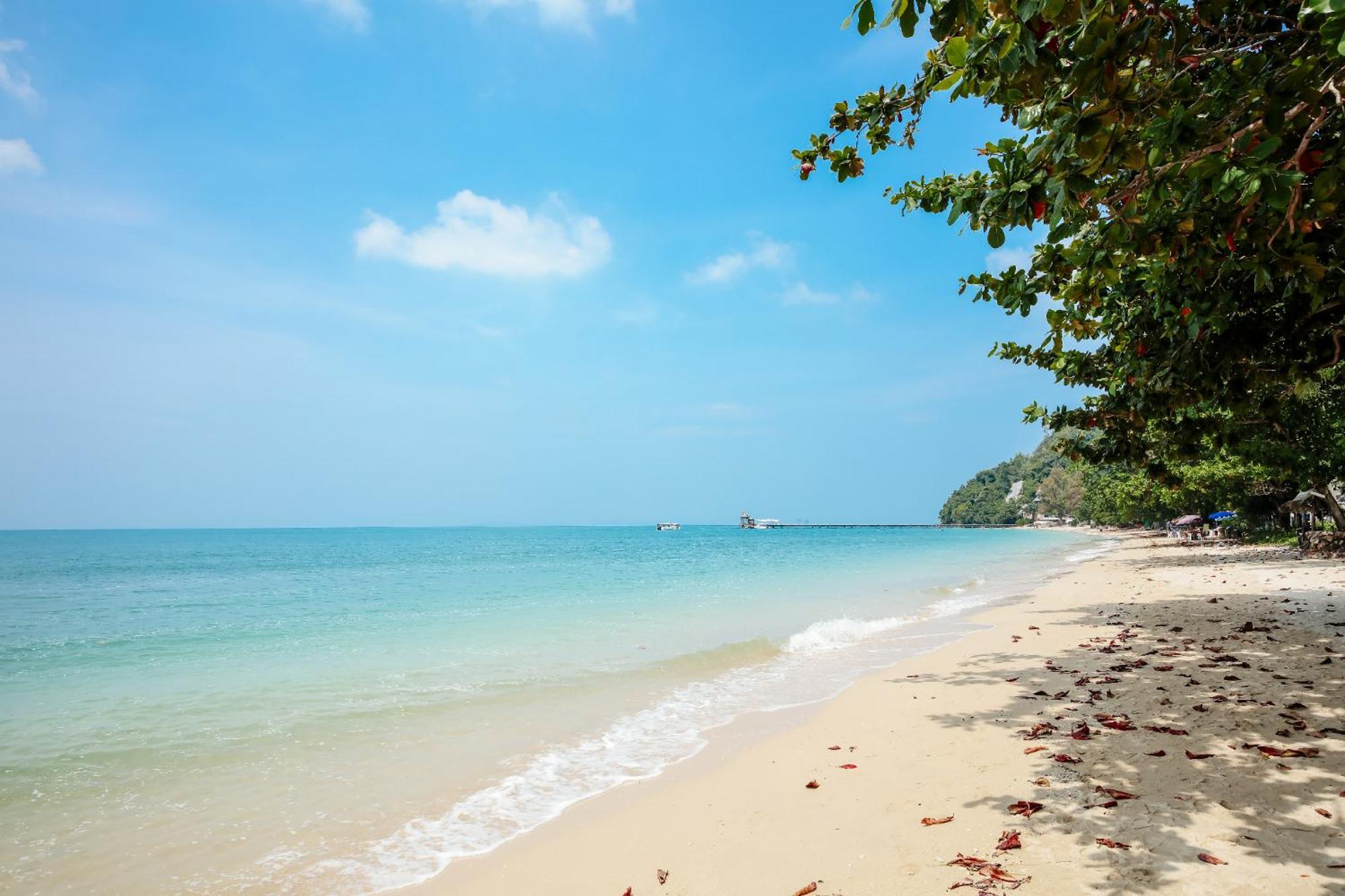 Blue Bay Resort - Access To Pool And Beach-Phuket & Krabi Ko Yao Eksteriør bilde Beach in Phuket